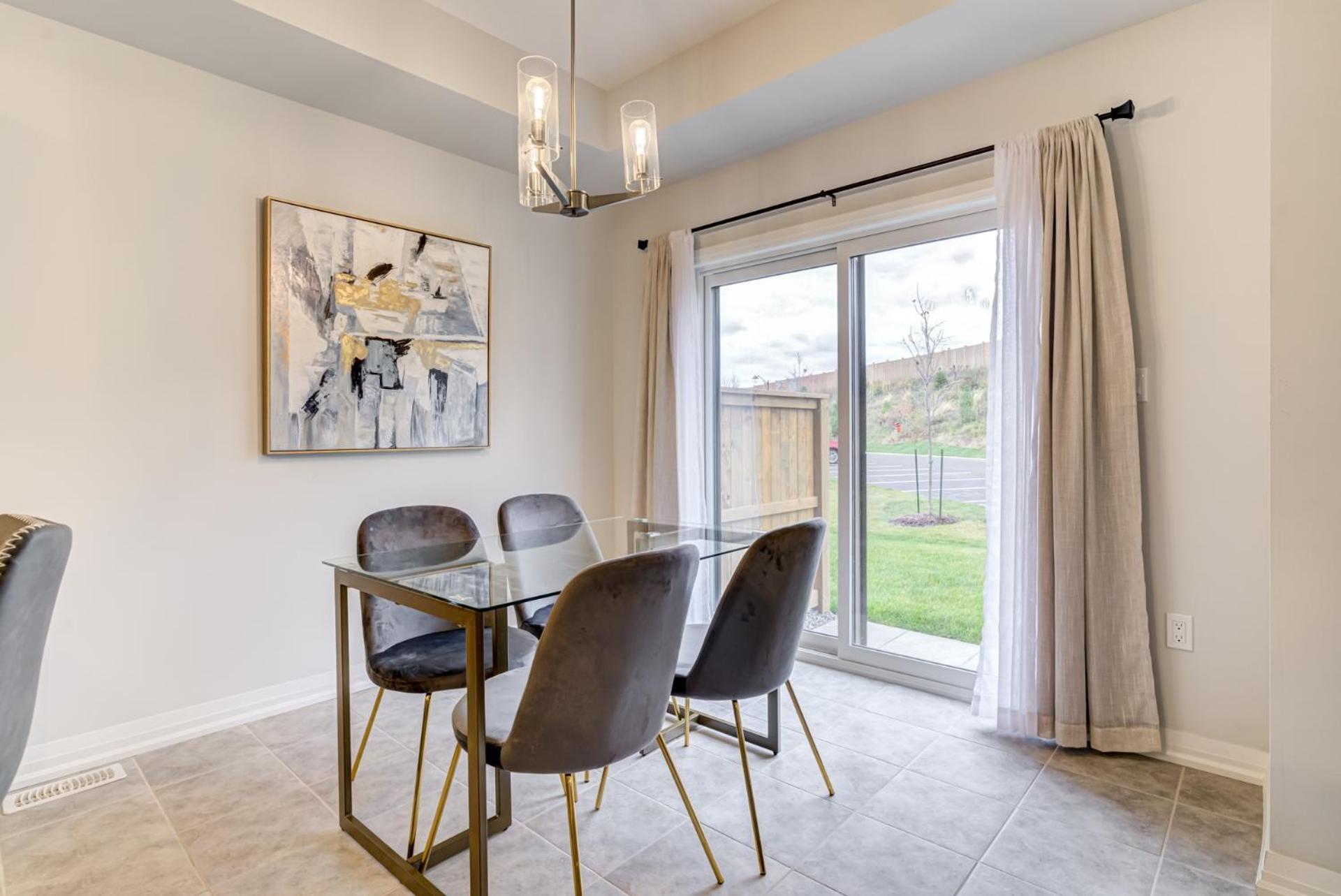 Luxury Living At The Falls - 4 Bed House ナイアガラ・フォールズ エクステリア 写真
