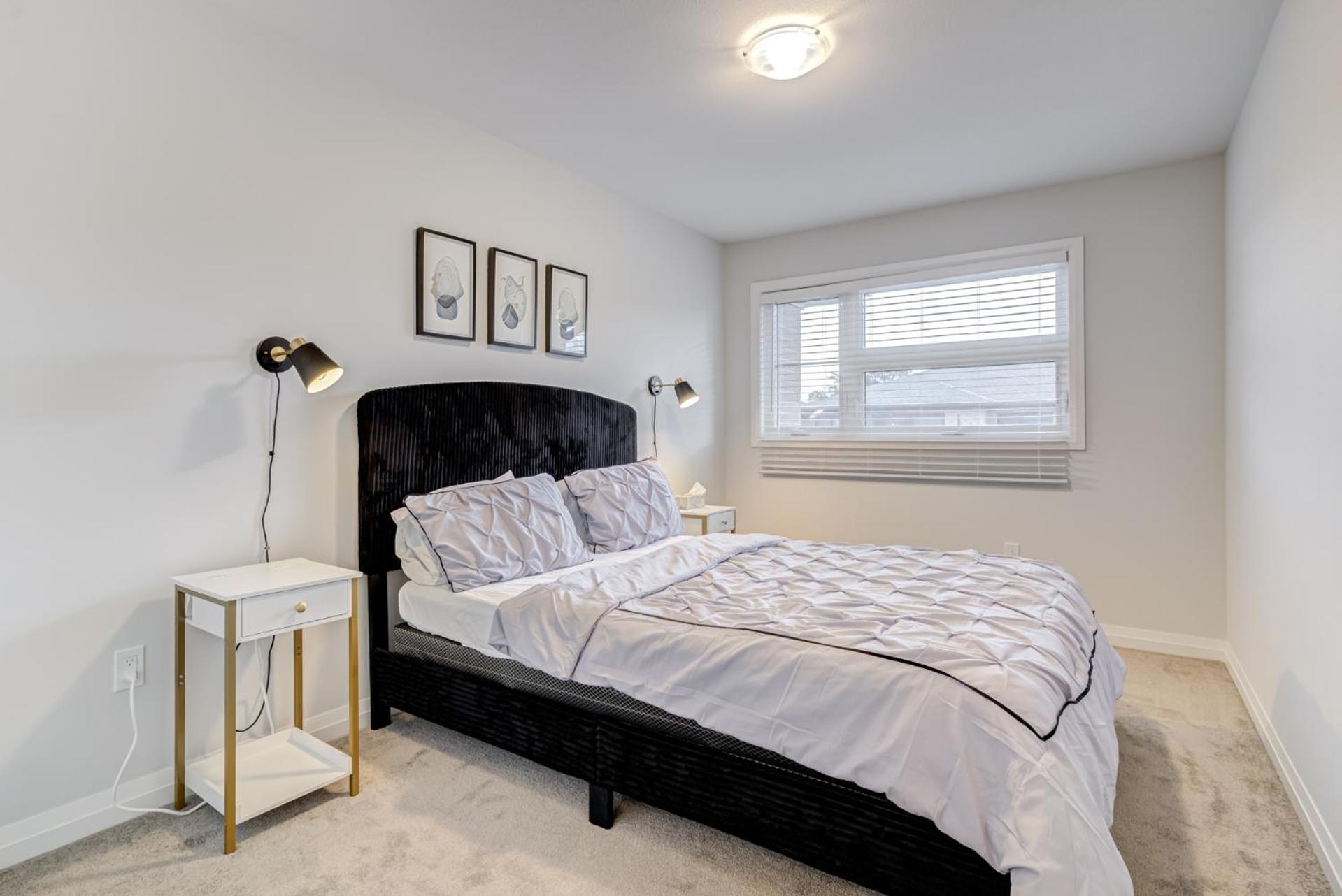 Luxury Living Niagara Falls - 4 Bed House ナイアガラ・フォールズ エクステリア 写真