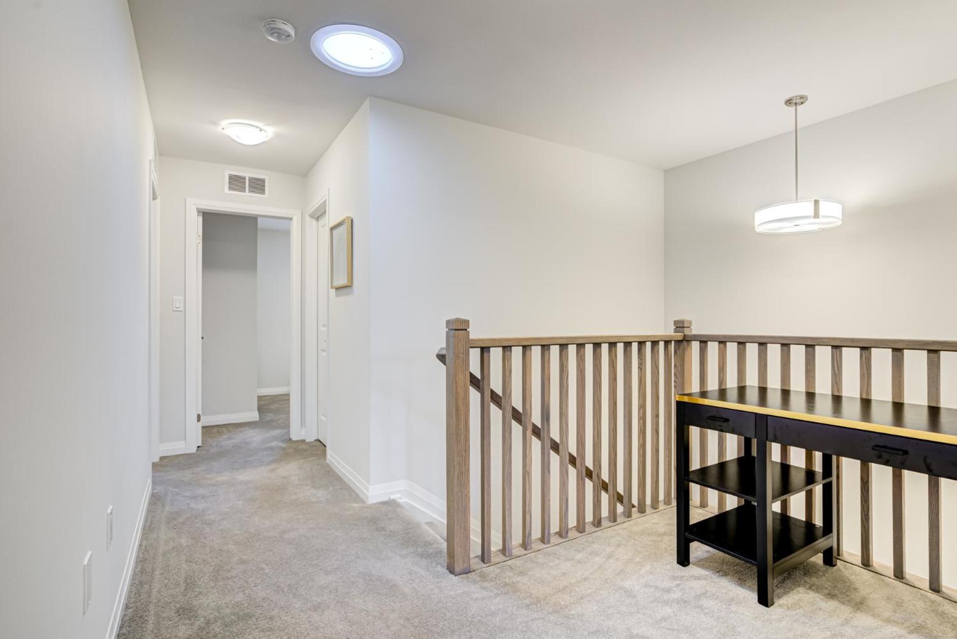 Luxury Living Niagara Falls - 4 Bed House ナイアガラ・フォールズ エクステリア 写真